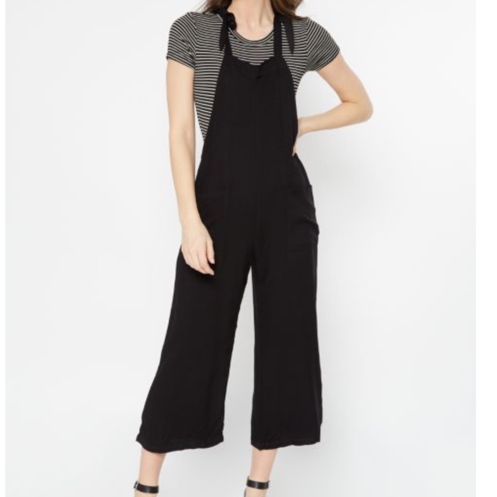 NWT Rue21 challis overalls